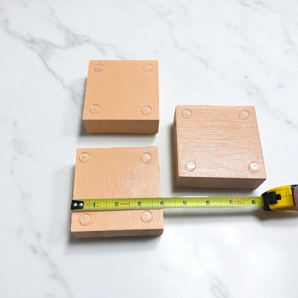 3 Handmade Red Heart Dishes For Small Storage - Picture 8 of 8